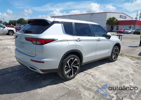 2024 Mitsubishi Outlander Se 2.5 2Wd from USA, damaged, VIN JA4J3VA89RZ019582